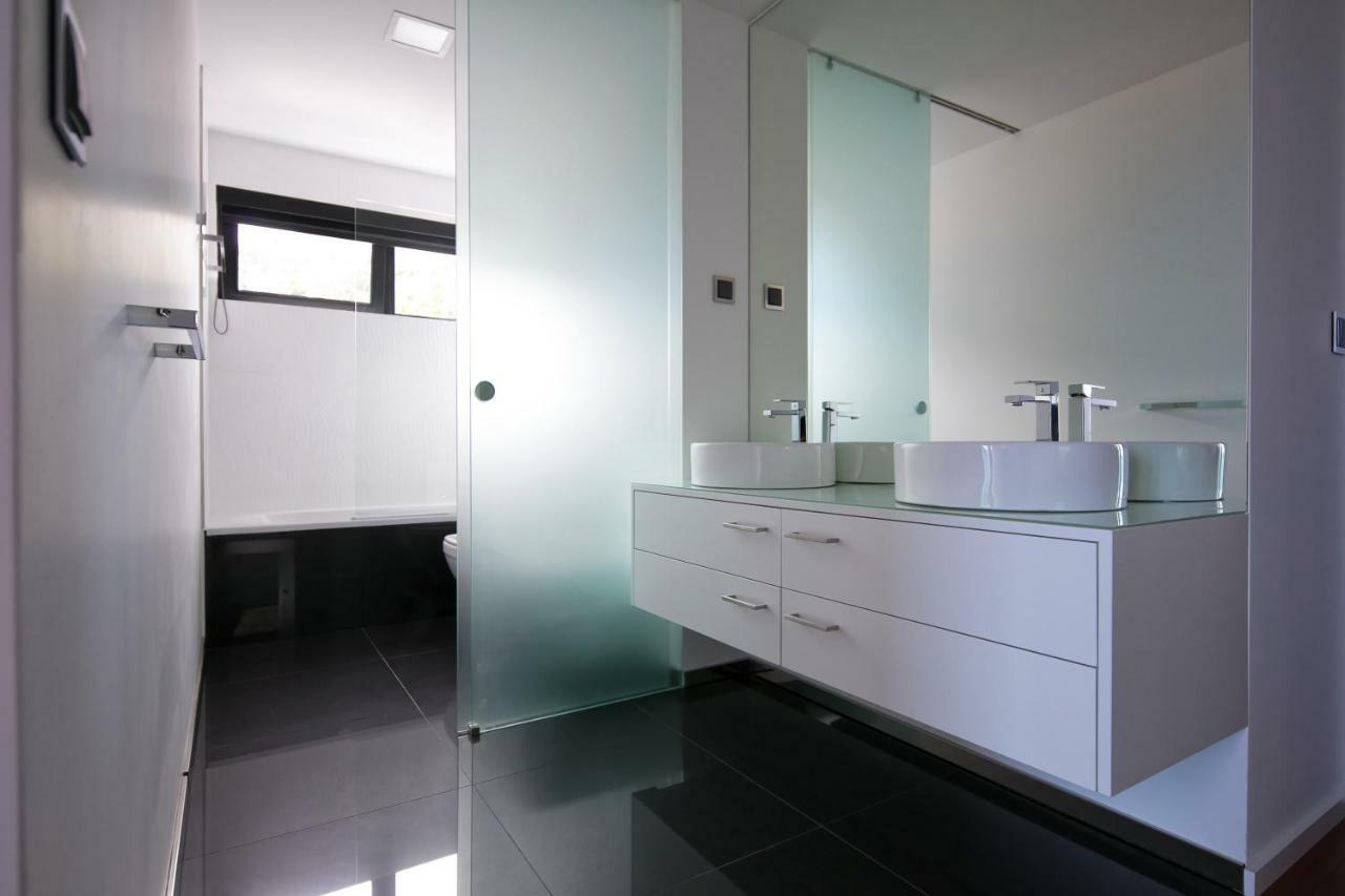 Spacious Luxury Holiday Apartment With A Great View, Funchal, Free Wifi And Parking Exterior photo